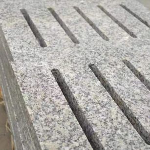 丹东芙蓉白水沟盖板