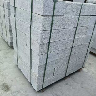 丹东 芙蓉白火烧两面路沿石