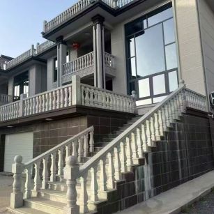 丹东 芝麻白别墅阳台栏杆，楼梯栏杆