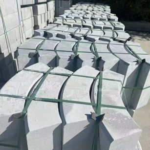 丹东 芝麻灰弧形路沿石