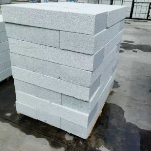 丹东 芝麻白两面荔枝面台阶石