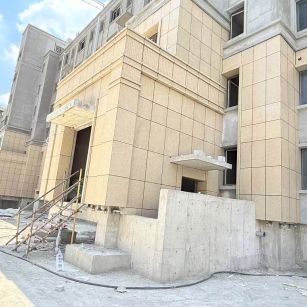 丹东 黄金麻干挂，工地实拍