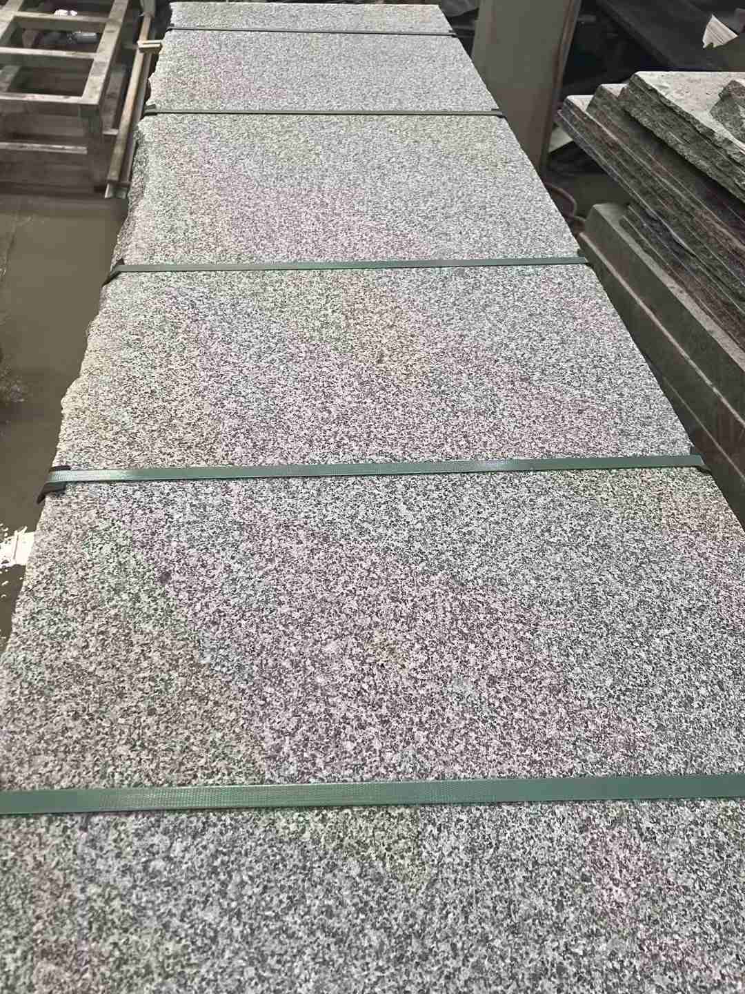 丹东 芝麻黑火烧面