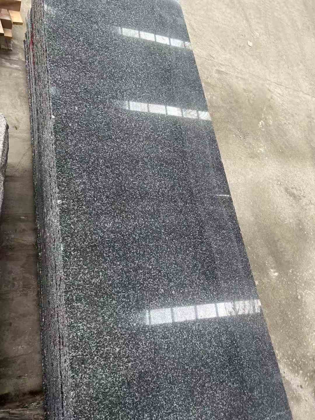 丹东 芝麻黑光面