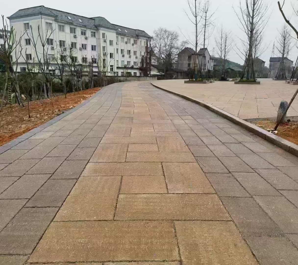 丹东仿古石铺装效果