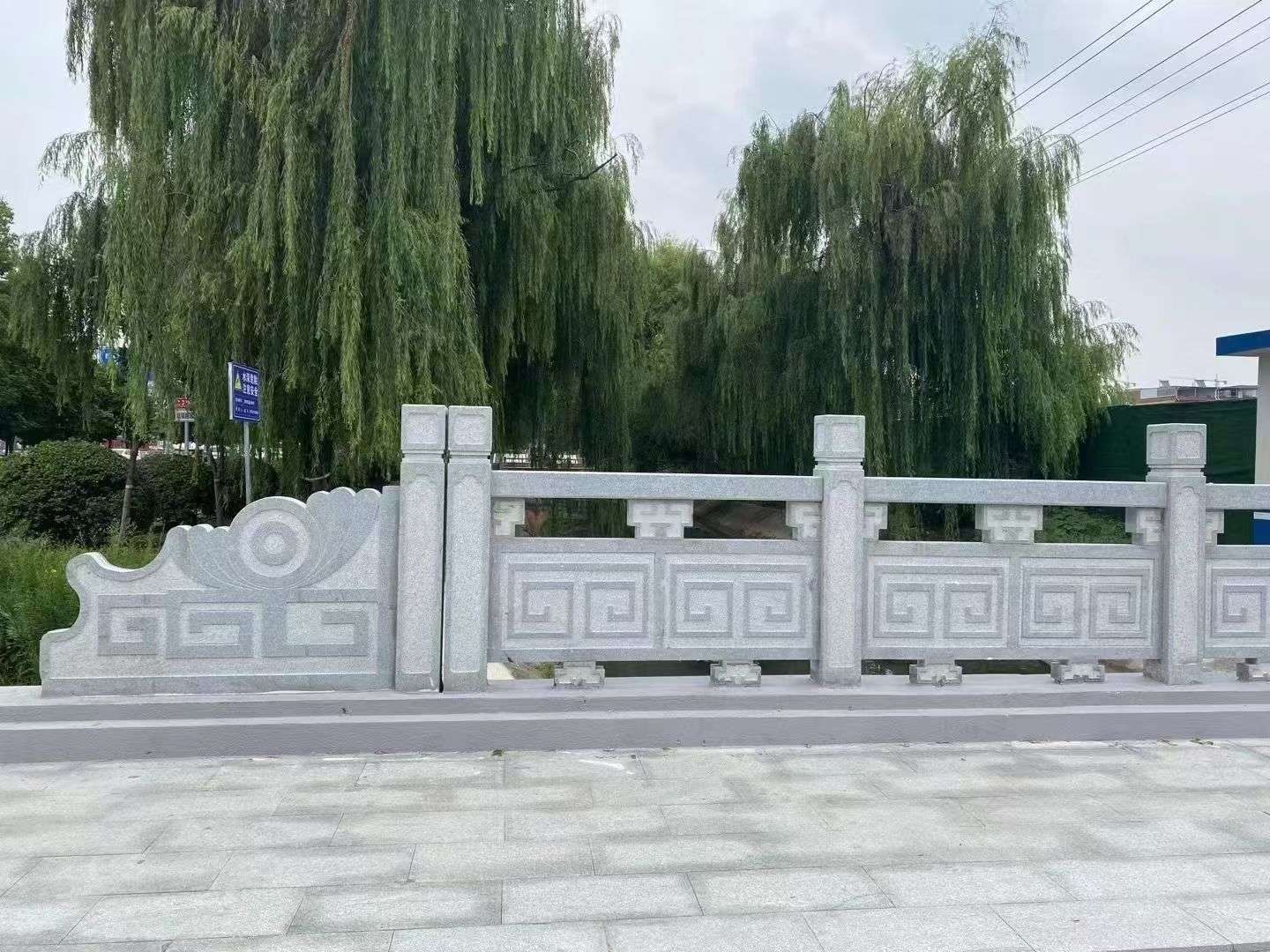 丹东 芝麻灰桥栏杆、河道栏杆安装效果