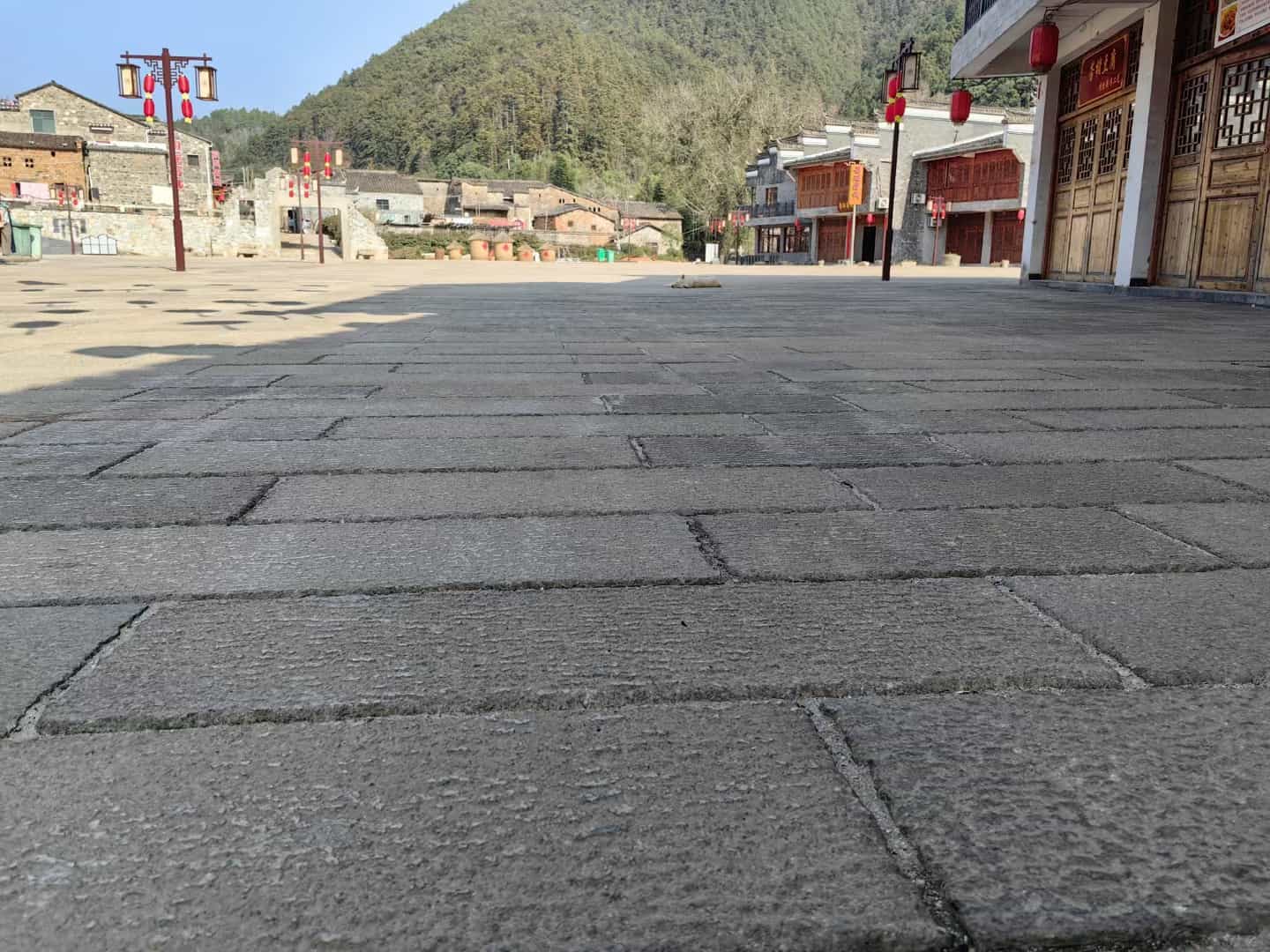 丹东仿古石铺装效果