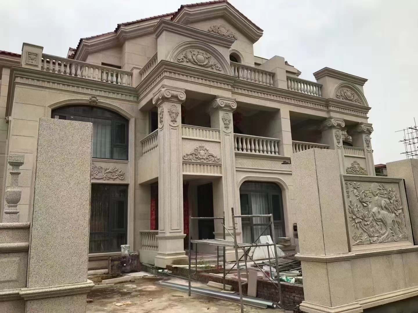 丹东黄金麻别墅外墙安装效果