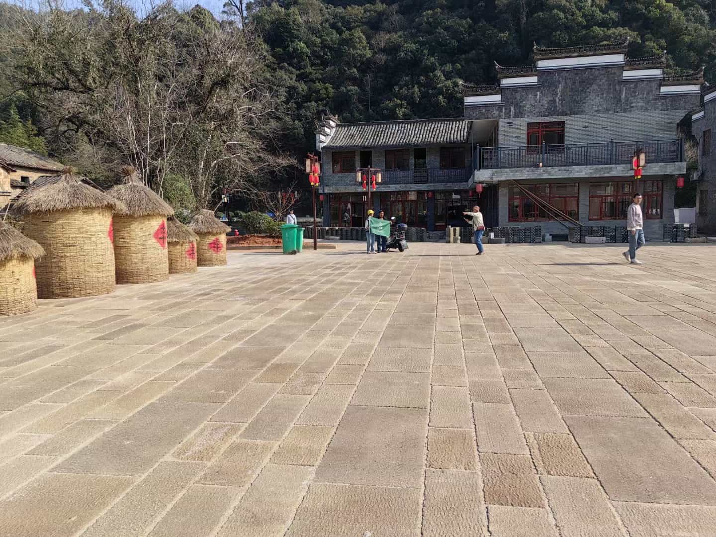 丹东仿古石铺装效果
