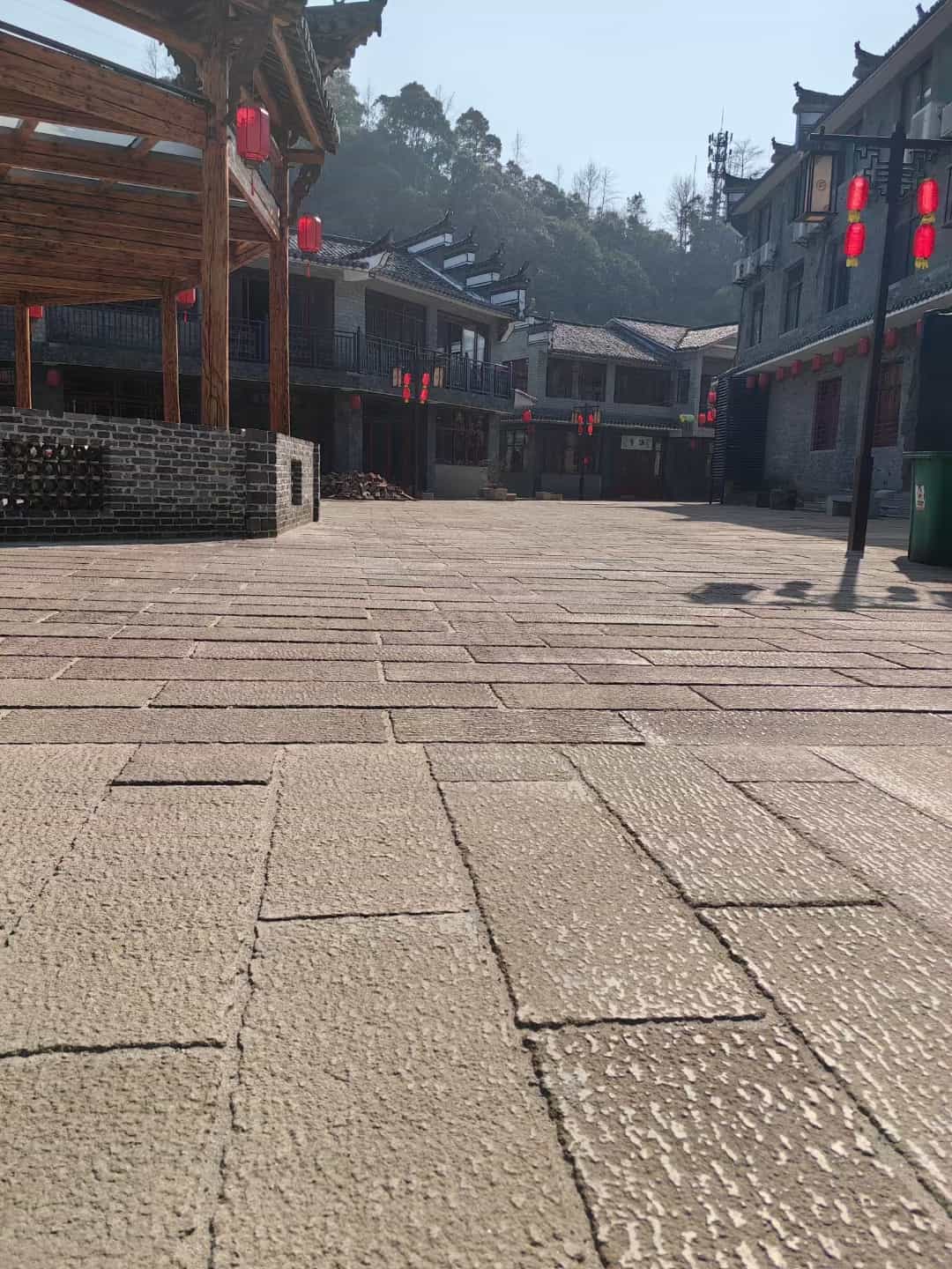 丹东仿古石铺装效果