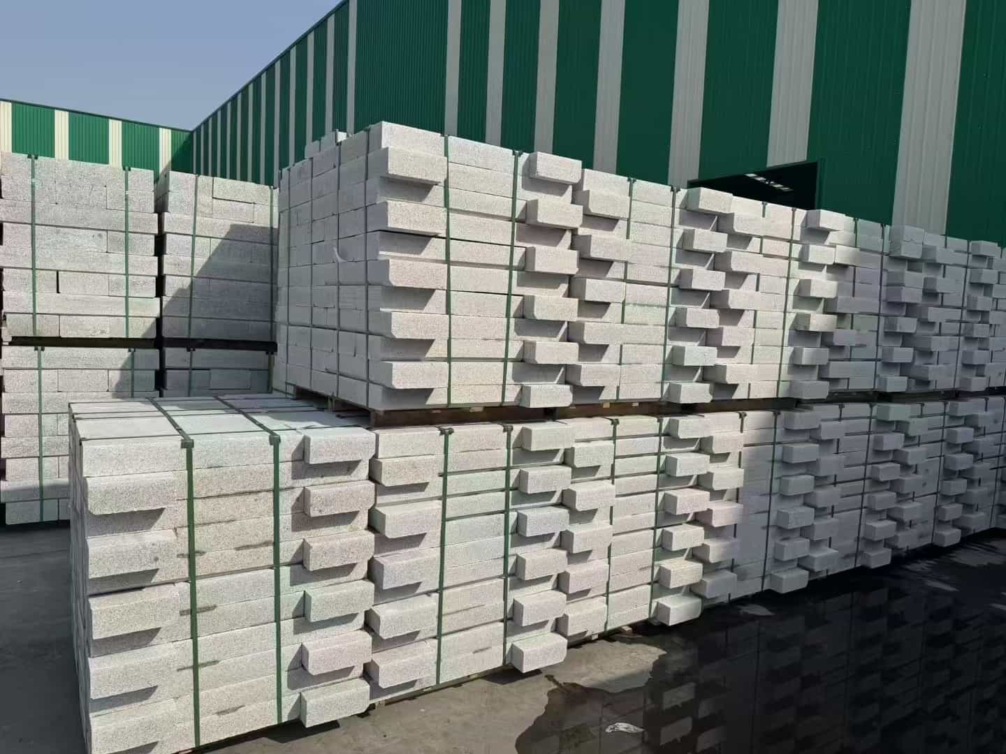 丹东芝麻白路沿石
