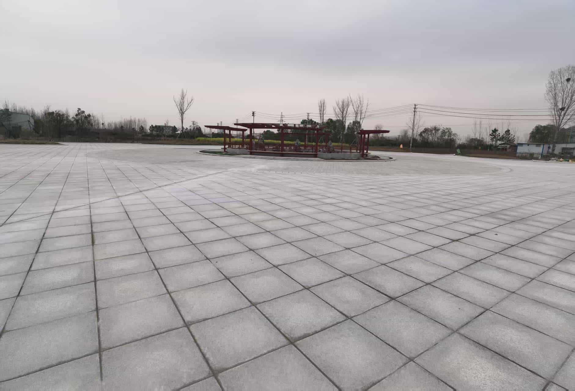 丹东 芝麻白火烧面-公园广场地铺效果