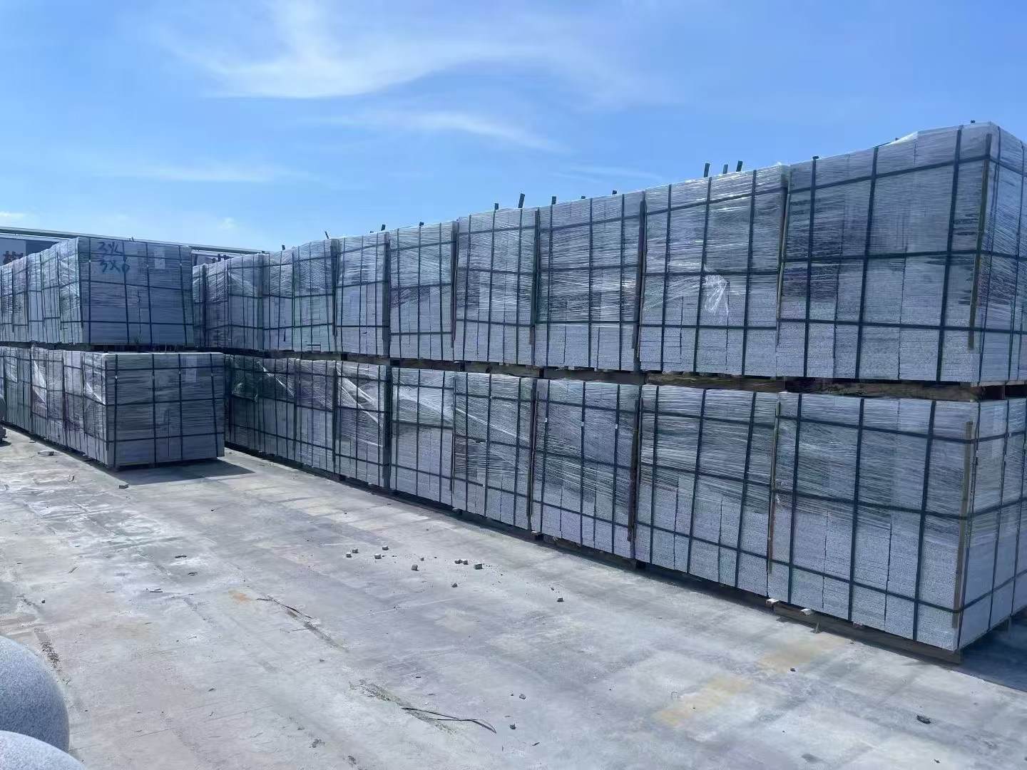 丹东 芝麻白火烧成品300*600地铺料，大量现货，物美价廉