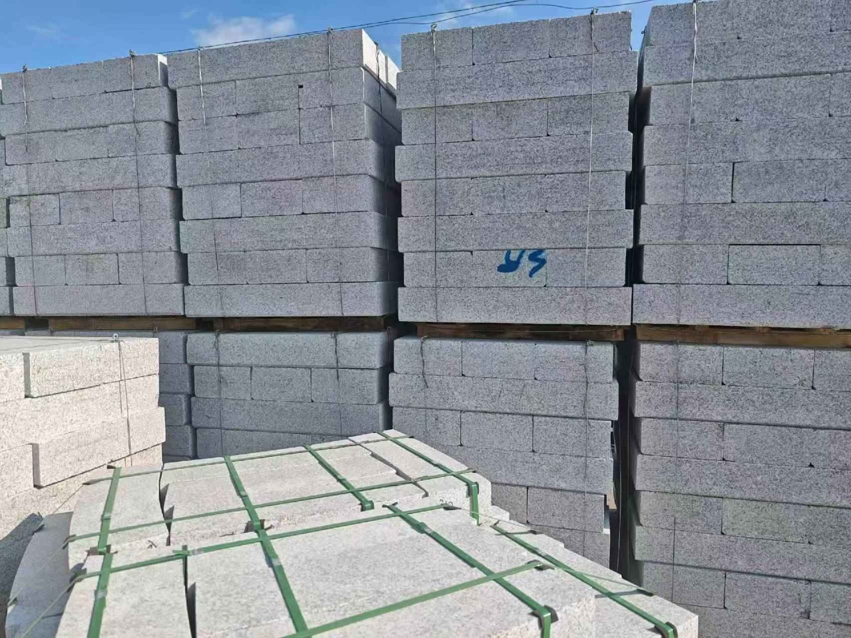 丹东 路沿石，路侧石-尺寸标准、颜色均匀