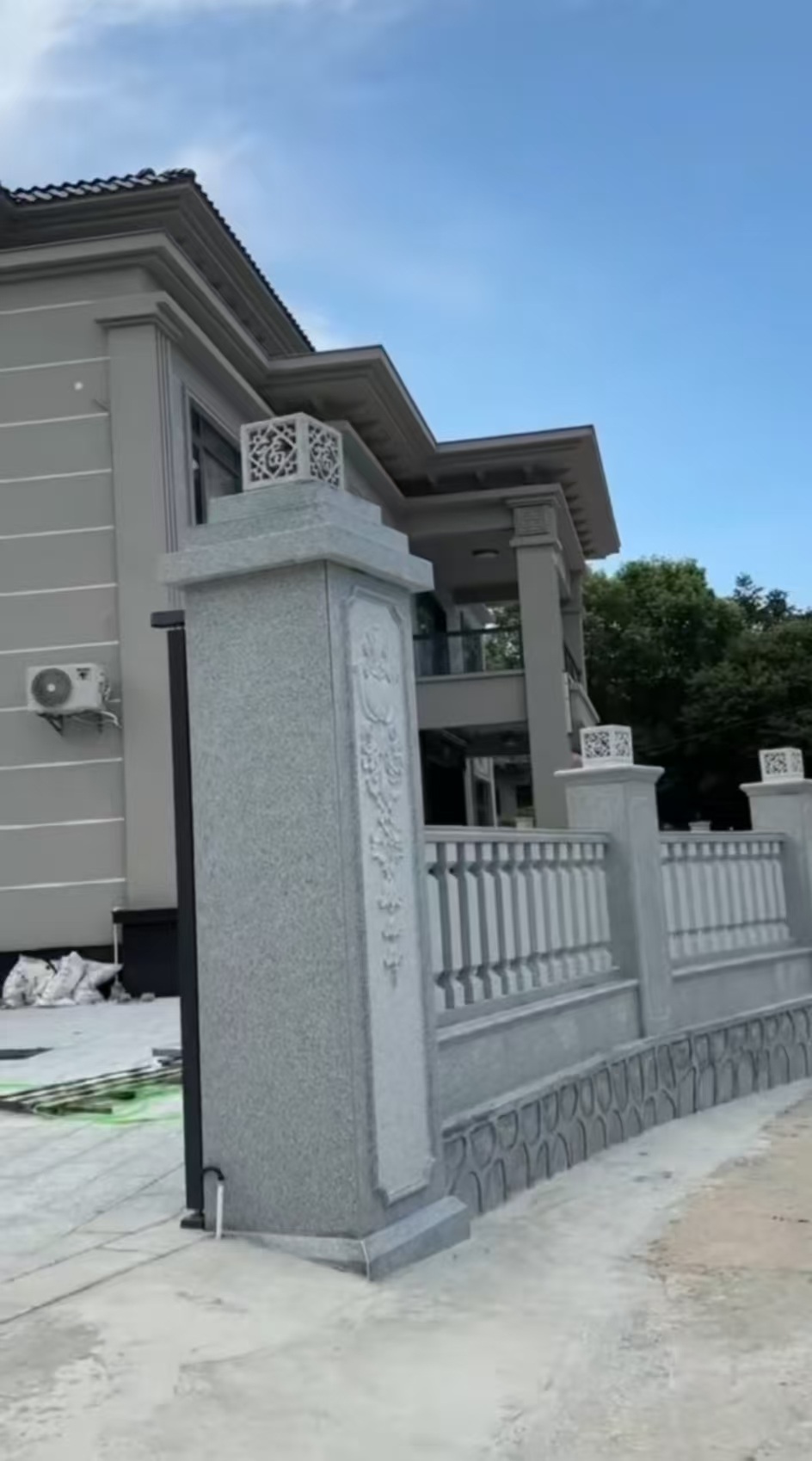 丹东 芝麻白别墅围墙栏杆，私人订制